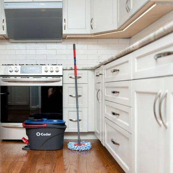 O-Cedar EasyWring RinseClean Spin Mop and Bucket System, Hands-Free System - Picture 13 of 16